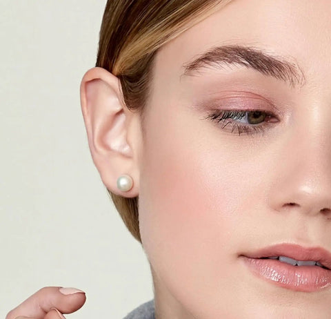 Hypoallergenic Pearl Stud Earrings Set For Women, 12 Pairs With 4 Size Options, Stainless Steel Lightweight Imitation Pearl Studs, Comfortable Daily Wear For Sensitive Skin, Simple Elegant Round Pearl Jewelry For Everyday Chic. Small pearl stud on ear