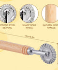 Pastry wheel cutter with fluted metal wheel and natural wooden handle; 16 cm long for dough, pasta, and pastry.