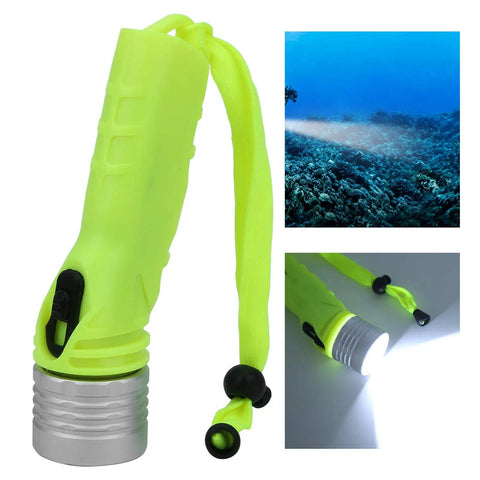 Beefy 4 AA Battery Diving Flashlight With LED Underwater Light, compact and bright for snorkeling, camping, and emergency use.