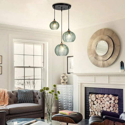 Modern 3-Light Hand-Blown Green Glass Pendant Lighting Chandelier For Kitchen Island And Dining Room in stylish living room