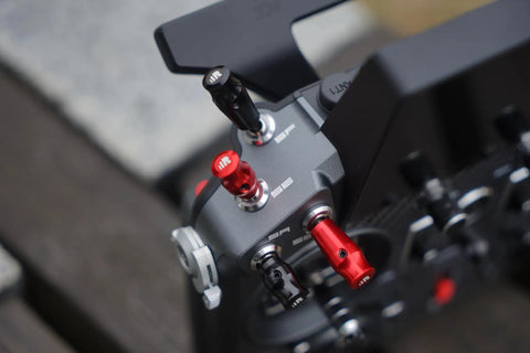 Close-up of metal knobs on Tandem X20 Pro AW Radio Transmitter Battleship Grey Ultimate Combo With TD SR18 Receiver