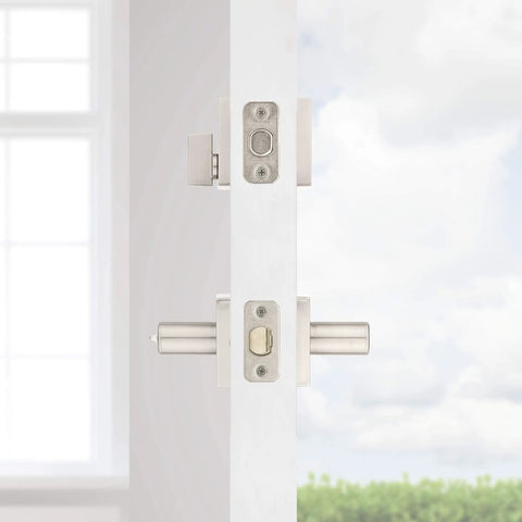 Halifax Keyed Entry Lever And Single Cylinder Deadbolt Combo With SmartKey Security in satin nickel on door edge view