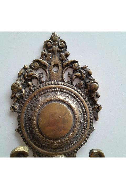 Robust Vintage Brass Wall Hook With Classic Old School Charm And Hella Tough Build For Entryway Or Bathroom Decor, Slick Decorative Single Wall Mounted Display Hook, ornate design detail