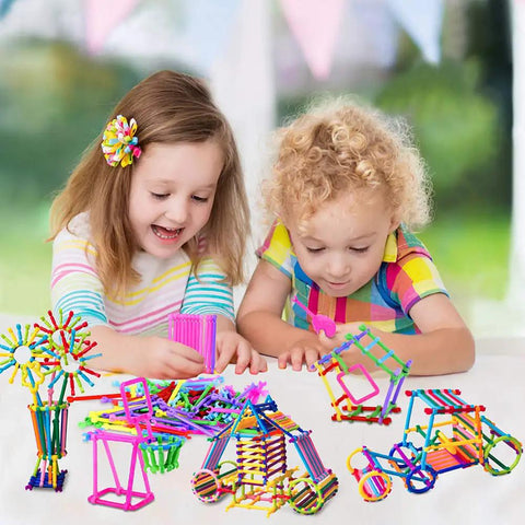 Children playing with 1054 Pieces Building Blocks Set For Creative STEM Learning Interlocking Construction Toy Kit For Kids