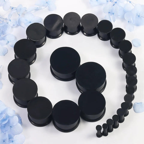 Soft Silicone Ear Gauge Kit 13 Pairs 26 Pieces From 3mm To 25mm Flexible Tunnels Plugs Set arranged in spiral