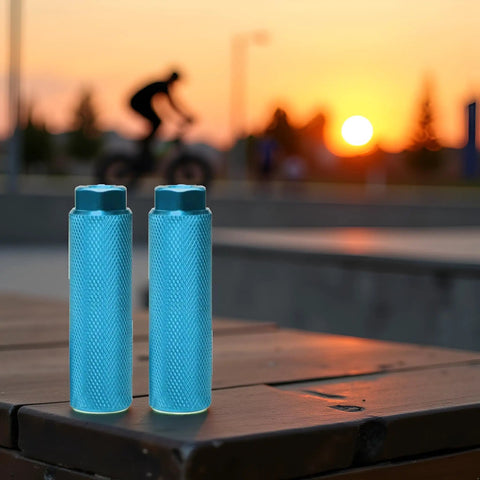 Two Pack Aluminum Alloy Bike Pegs Anti Skid For Three Eighth Inch Axles BMX Mountain Bikes Set For Street Stunts