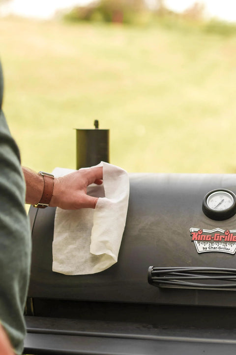 Crocodile Cloth Grill wipes used on a King-Griller barbecue; large plant-based, pre-moistened wipes.