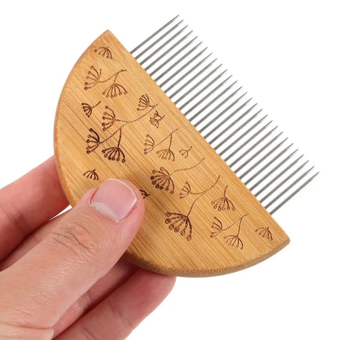 Weaving Comb Set for Newbies Three Piece Wood Knitting Loom Tool Kit With Large Eye Needle and Crochet Hook for Tapestry
