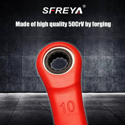 Straight Shooter VDE 1000V Insulated Ratchet Wrench Kit 10 To 19mm Metric Sizes Crafted From Tough 50CRV Steel close-up of 10mm wrench head.