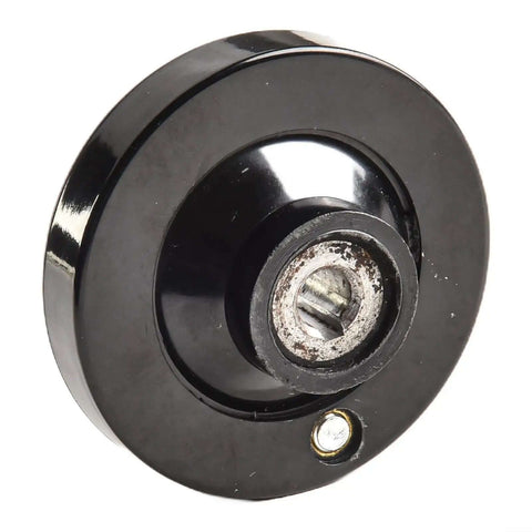 Close-up of 63mm hand wheel with eight millimeter bore and rotating swivel handle for milling machines, lathe, and grinder.
