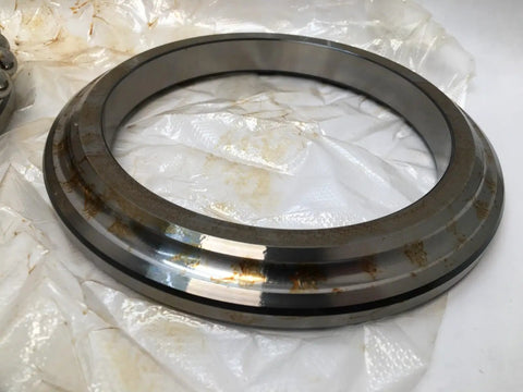 Thrust Ball Bearing 150 mm Bore Open Brass Cage For Easy Lubrication ABEC 5 Precision 168 kN Dynamic Load And 520 kN Static
