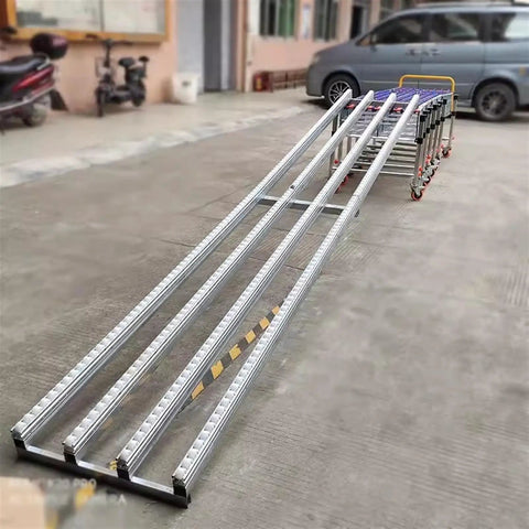 Light Duty Skate Wheel Conveyor Rail With Abs Roller Flow Rack And Spliceable Stainless Steel Frame for smooth carton glide outdoors.
