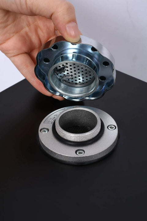 Opening strainer cap of Heavy Duty Hydraulic Reservoir With Strainer Tank For 5 Or 10 Gallon Capacity Built From 14 Gauge Steel Anti Corrosion Design
