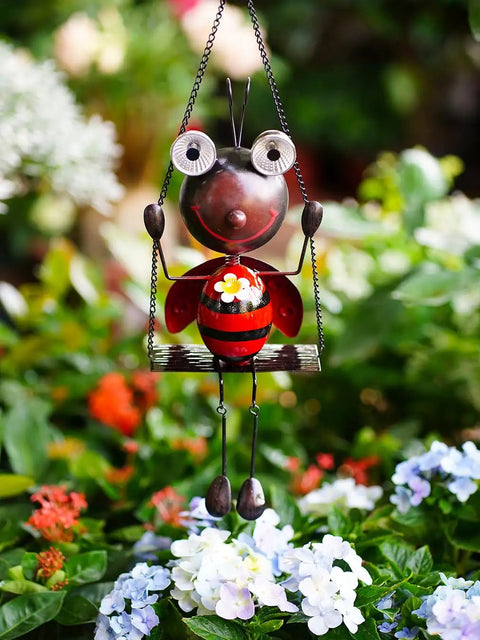 Solar Powered Ladybug Swing Garden Decor Waterproof Metal Hanging Lights For Outdoor Patio Balcony Pathway Lawn Yard Cute Ladybug Ornament With Lit Nighttime Glow