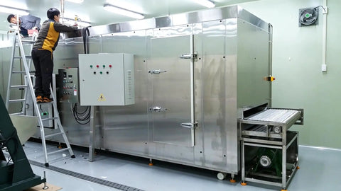 Built Tough IQF Tunnel Freezer With Integrated Conveyor Belt For Lightning Fast Blast Chilling Of Meat Seafood And Produce On Busy Production Lines, stainless steel design, installation process.