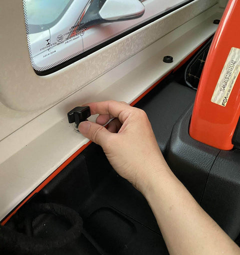 Person installing No Tools Needed Hard Top Removal Fastener Kit With Nylon Thumb Screws And Zinc Stud Nuts For Jeep Wrangler