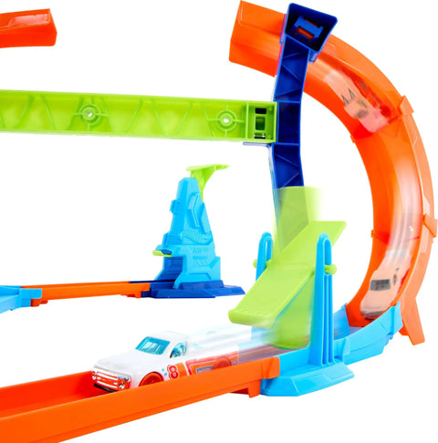 Hot Wheels Corkscrew Loop Track Set With 1:64 Scale Die Cast Car on orange and blue track performing stunts for quick setup