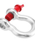 Rock Solid One Inch Bow Shackle With Screw Pin For Heavy Duty Marine Rigging Car Hauling And Construction Jobs, alloy steel, red screw pin, close-up detail.