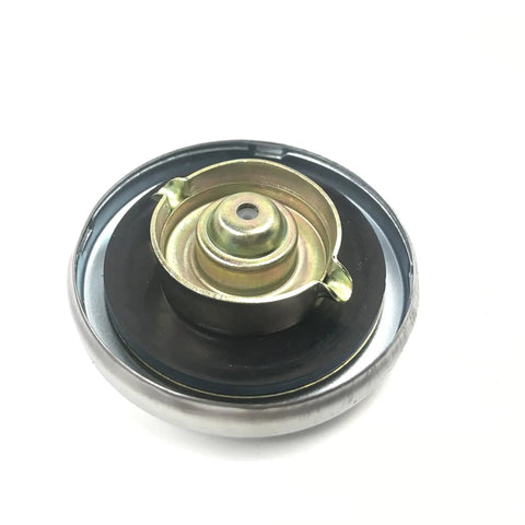 Close-up of center fill cap for Two Gallon Aluminum Spun Round Gas Tank With Eight By Ten Inch Body Center Fill Quarter Inch NPT Outlet.
