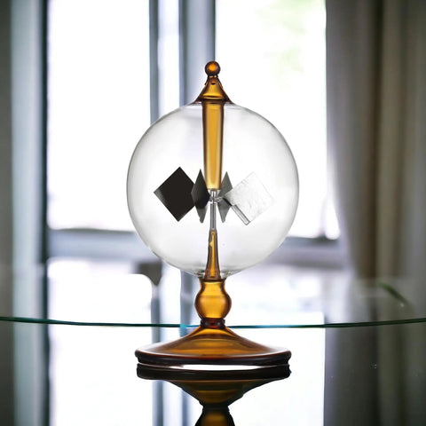 Orange Solar Powered Crookes Radiometer Glass Windmill Desk Ornament Sun Driven Spinning Vane Decor For Home Office Vacuum