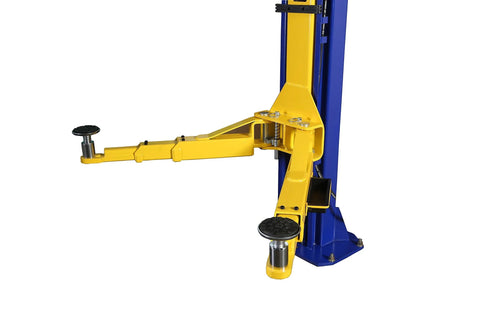 APlusLift HW-10KBP two-post floor-plate car lift with yellow arm and blue posts
