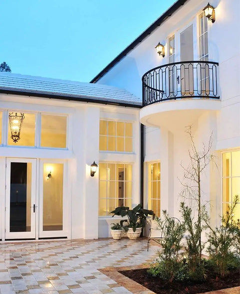 Outdoor porch with installed Set It And Forget It Dusk To Dawn Photocell LED Light Bulbs 7W 800Lm 60W Edison Equivalent ST58 ST19