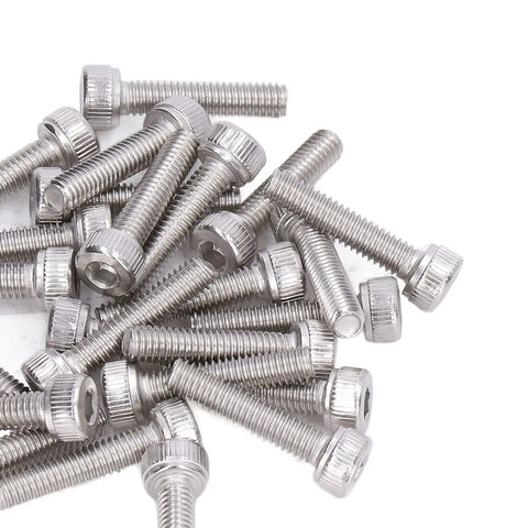 Heavy Duty M4 X 0.7Mm Hex Socket Head Cap Screws 100 Pcs Galvanized Steel Fastener Kit scattered screws close-up view