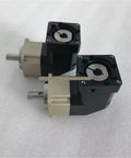 90 Degree Par Series 80Mm Planetary Gearbox With 19Mm Shaft Heavy Duty Speed Reducer And Gearhead Motor, side view, compact design.