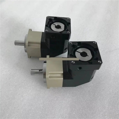 90 Degree Par Series 80Mm Planetary Gearbox With 19Mm Shaft Heavy Duty Speed Reducer And Gearhead Motor, side view, compact design.