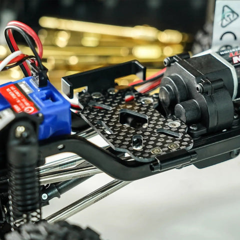 Close-up of 39g LCG Carbon Fiber Chassis Frame Kit With 6g Battery Tray For 1 18 TRX4M Defender Bronco K10 F150 RC Crawler Upgrade.