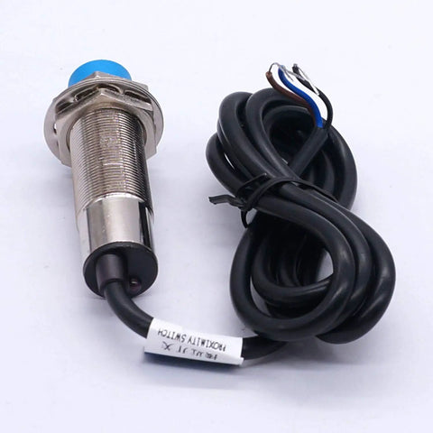 Inductive Proximity Sensor Switch With 8mm Sensing Distance M18 Cylinder, 5V DC, PNP NO Normally Open, 3-Wire Cable, LJ18A3-8-Z/BY Sensor
