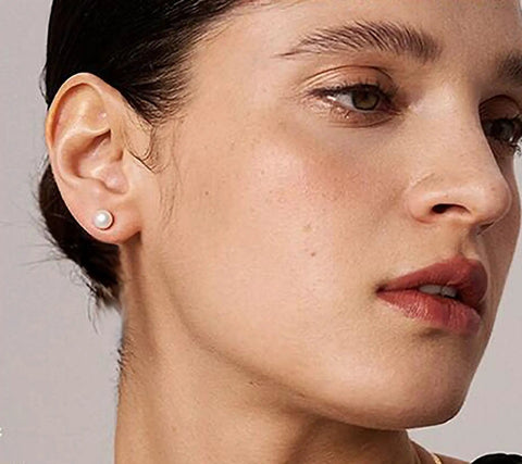 Hypoallergenic Pearl Stud Earrings Set For Women, 12 Pairs With 4 Size Options, Stainless Steel Lightweight Imitation Pearl Studs, Comfortable Daily Wear For Sensitive Skin, Simple Elegant Round Pearl Jewelry For Everyday Chic, small pearl studs worn on ear