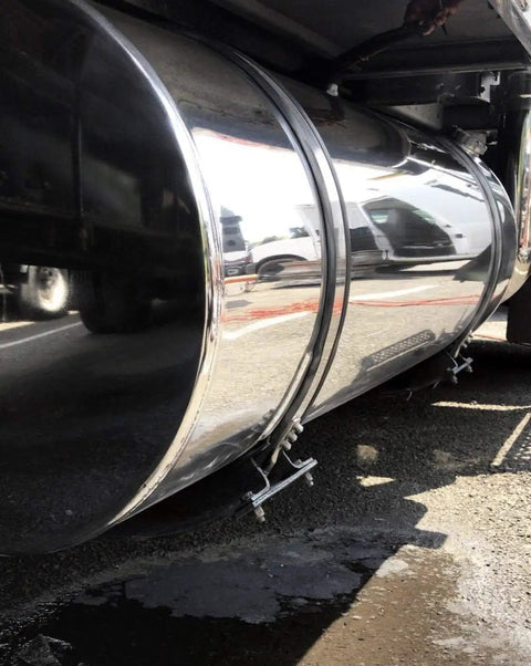 Shiny truck tank polished with Big Rig And Semi Truck Metal Polishing Complete Kit With Buffing Wheels Buffing Compound Safety Flanges