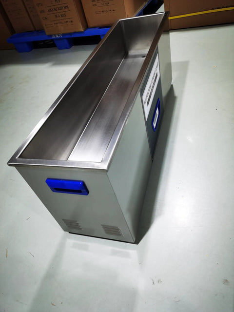 Knockout Grime Buster Heavy Duty 30L Digital Ultrasonic Cleaner With Heater And Timer, stainless steel design.