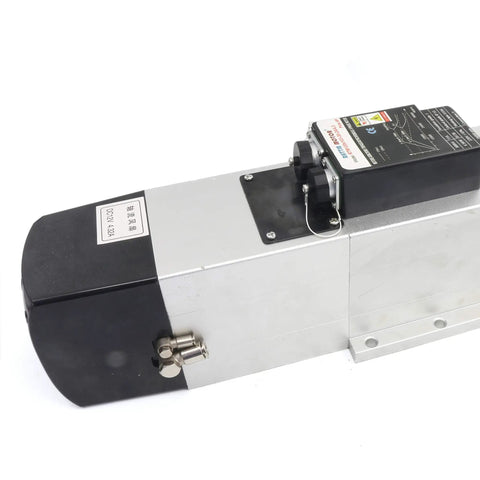 ATC Spindle With Automatic Tool Change, Air Cooled Beefed Up 4.5KW BT30 CNC Router Spindle Motor, side view without accessories