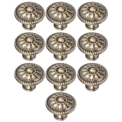 Retro Zinc Alloy Cabinet Pull Handles Set, 10 Pack, 17x10x9, Antique Brass Finish, durable metal drawer knobs close-up