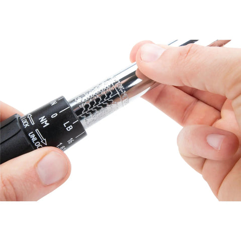 Three Eighths Inch Drive Torque Wrench With 250 Inch Pounds Capacity, Dual Scale Inch Pounds And Newton Meters, close-up of handles