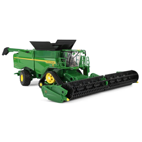 One Sixty Fourth Scale S7 900 Combine With Interchangeable HDF40 Grain Head Farm Show Edition Collectible Display Model