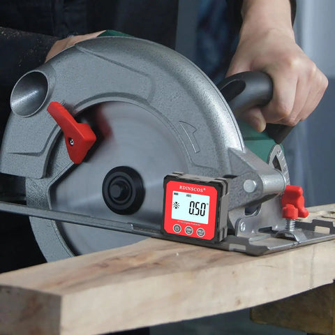 Rechargeable Digital Angle Finder Featuring Straight Up Tough V Shape Magnet And Auto Rotating Backlit Display on a circular saw.