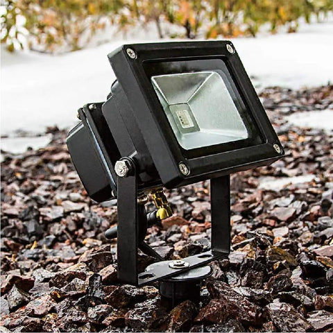 LED flood light mounted on metal ground stake for 10W to 100W outdoor use in gardens and landscapes