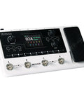 GE150 Pro Guitar Multi Effects Processor with 4 footswitches, expression pedal and digital display of US Blues Clean preset.