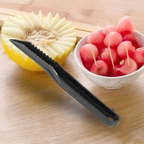 Fruit Splitter Spiral Cutter 2 in 1 Paring Knife With Spiral Cutter, V Shaped Stainless Steel Kitchen Tool, black handle