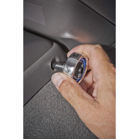 Using 1/4 Inch Drive Gimbal Ratchet With 72-Tooth Mechanism, Five-Degree Swing Arc in tight automotive space