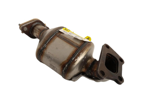 Three Way Bolt On Catalytic Converter With Exhaust Pipe Direct Fit For Cars And Trucks OEM Grade Stainless Steel High Flow Emissions Control Easy Install Durable Performance