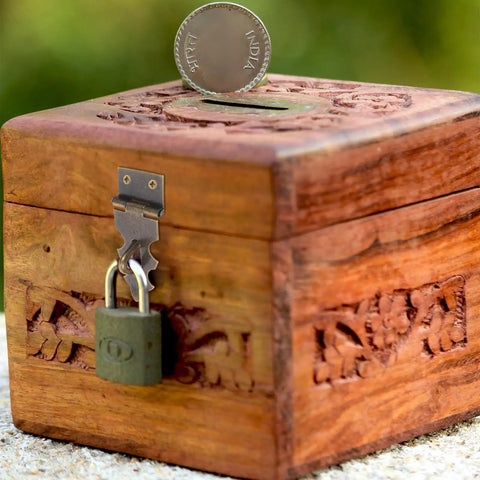 20 Pack Killer Wooden Case Latches For Rustic Jewelry Boxes And Decorative Storage Cases Featuring Ridiculously Strong Vintage Lock Clasp Hardware To Keep Your Sweet Goods Locked Up Tight