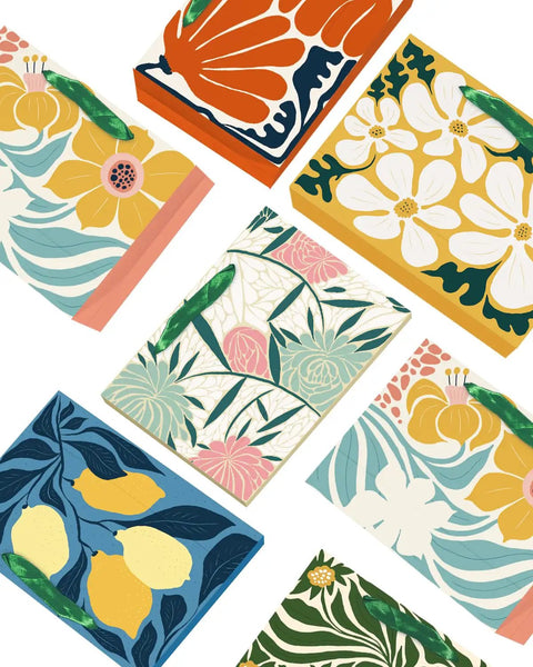 Clash Flowers Gift Bags With Tissue Paper Handles Pack Of 6 Medium Size Recyclable Cardboard Gift Bags For Parties And Gifts