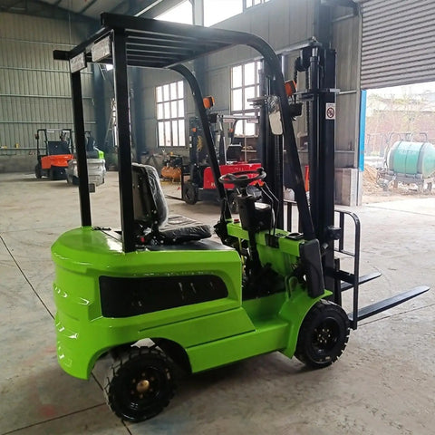 Top Shelf Hydraulic Lift Truck 3 Ton Capacity With Multi Stage Mast And Fork Attachments Warehouse Cargo Handler side view in green.