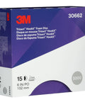Blue 6 Inch Hookit Foam Disc P5000 Finishing Pad For Auto Paint packaging with 15 discs per carton visible
