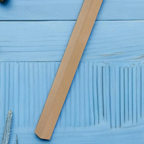 Heavy Duty L Shaped Cardboard Corner Protectors Set Of 20 Pcs Wall Edge Guards for box protection on blue background.