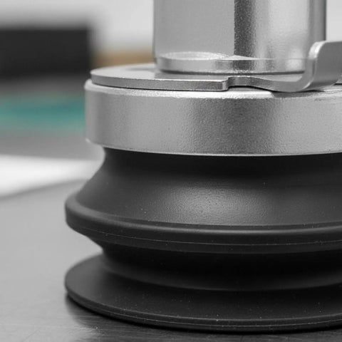 Heavy Duty Vacuum Manipulator Robotic Arm With Bellows Suction Cup, close-up of nitrile rubber suction cup detail.